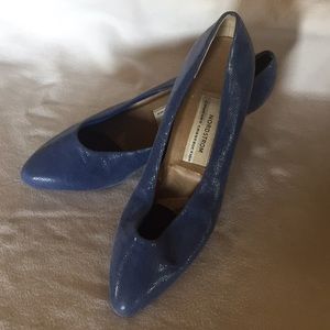 Women’s size 12AA Blue “Snakeskin” pumps